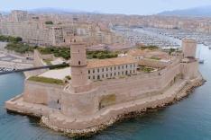 Dans les secrets des monuments de France