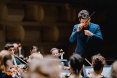 Juan Pérez Floristán, Israel Philharmonic, Lahav Shani : Prokofiev, Rachmaninov, Stravinsky