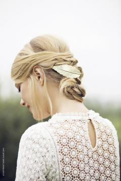 Coiffure de l'été chignon tressé