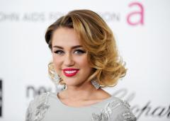 Miley Cyrus kapsel 2012