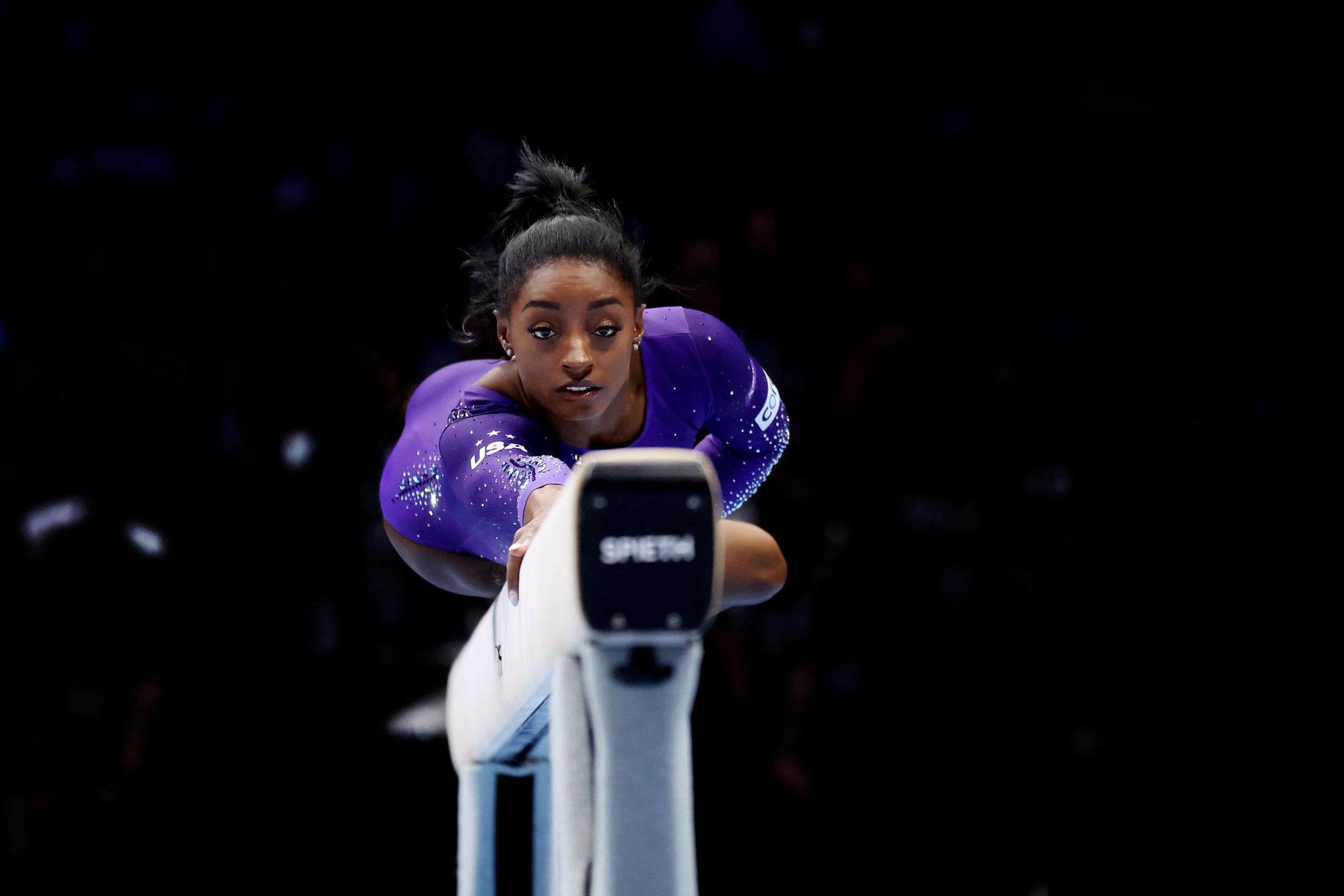 Turnster Simone Biles is terug! Is ze helemaal genezen? - Knack