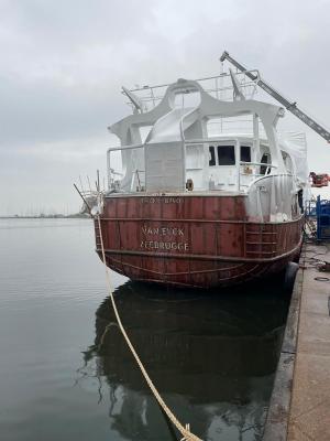 De Z.53 Van Eyck in aanbouw in Stellendam.