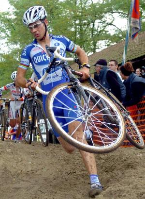 Sven Vanthourenhout tijdens de Superprestige in Hamme-Zogge.