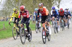 Arjen Livyns (Lotto Cycling Team) in volle actie tijdens de E3 Saxo Bank Classic.