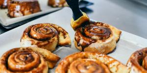 alt_Cinnamon rolls