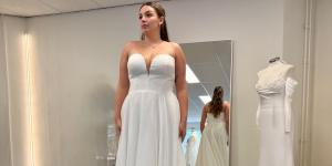 trouwjurken passen