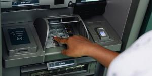 geld afhalen vakantie