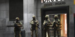 militaires dans les rues