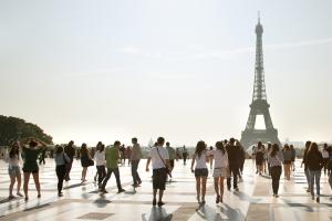 paris Tour Eiffel touristes