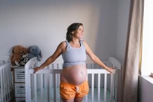 Héloïse, 51 ans, a osé la maternité tardive - Getty Images (photo prétexte)