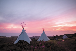 3 campings atypiques pour profiter du bivouac (ici Kudhva) - DR