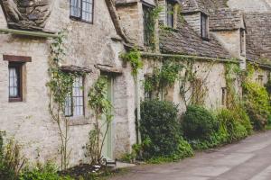 Les voyages vintage ont la cote - Unsplash (Ivy Barn)