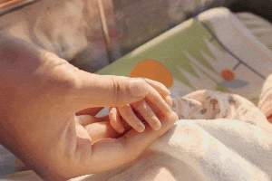 Le post-partum peut aussi très bien se passer - Canva