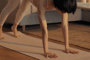 On a testé des vêtements de sport sans fibres synthétiques - Canva