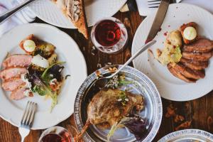 La gastronomie locale influence toujours plus le choix des vacances - Unsplash (Manekh Sing)