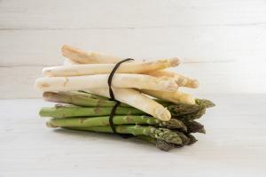 asperges met mosterdsaus