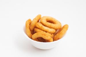 Tempura van ui met tofoe en bieslook