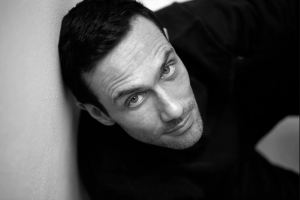 Portretfoto van Jean-Paul Knott