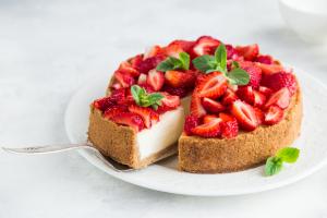 desserts met aardbeien.