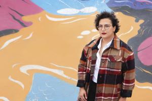 humoriste belge iranienne Dena Vahdani princesse guerrière Humoriste