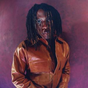 Maak kennis met Obongjayar, de posterboy van de progressieve afropop