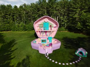 Airbnb Polly Pocket