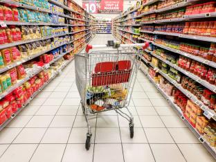 Caddie dans un supermarché