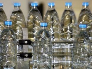 eau en bouteille date de péremption