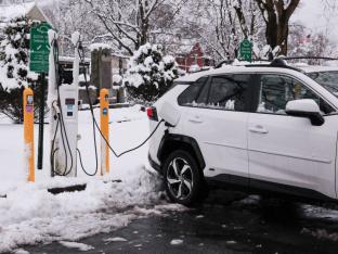 voiture électrique neige