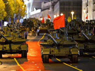 Op de repetitie van de militaire parade in Moskou op 29 april.