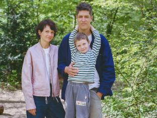 Elke, Lieven et Odie photographiés par Eva Donckers pour Weekend