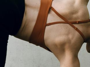 L'Indrani Lodge, un hôtel wallon où on pratique aussi le yoga - Unsplash (Jade Stephens)