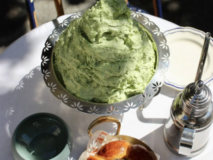 Brioche et beurre à volonté au Nesle, la brasserie parisienne qui fait saliver Internet - DR Le Nesle