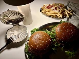 Un burger McDonald's à la truffe, génie ou hérésie ? DR Weekend