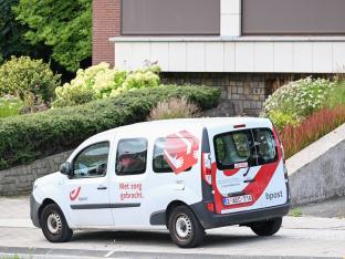bpost facteur