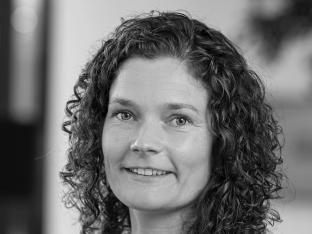 Linda Brosens.