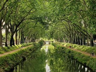 Fietsen langs de Canal des 2 Mers in Frankrijk