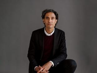 Les Sœurs, de Jonas Hassen Khemiri, emporte le lecteur dans un tourbillon intense.