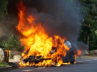 Incendies voitures électriques