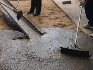 Beton is alomtegenwoordig maar komt met een klimaatprijs