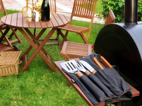 5 outils indispensables à avoir pour cuisiner au barbecue