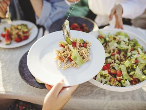 21 salades composées froides pour les beaux jours