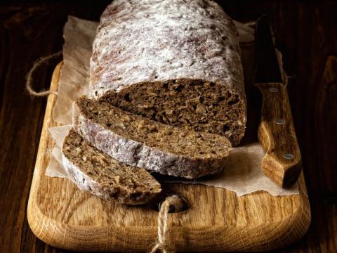 zelf brood bakken: 10 ovenverse recepten - libelle lekker