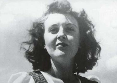 Foto van Eva Braun, vrouw van Adolf Hitler.