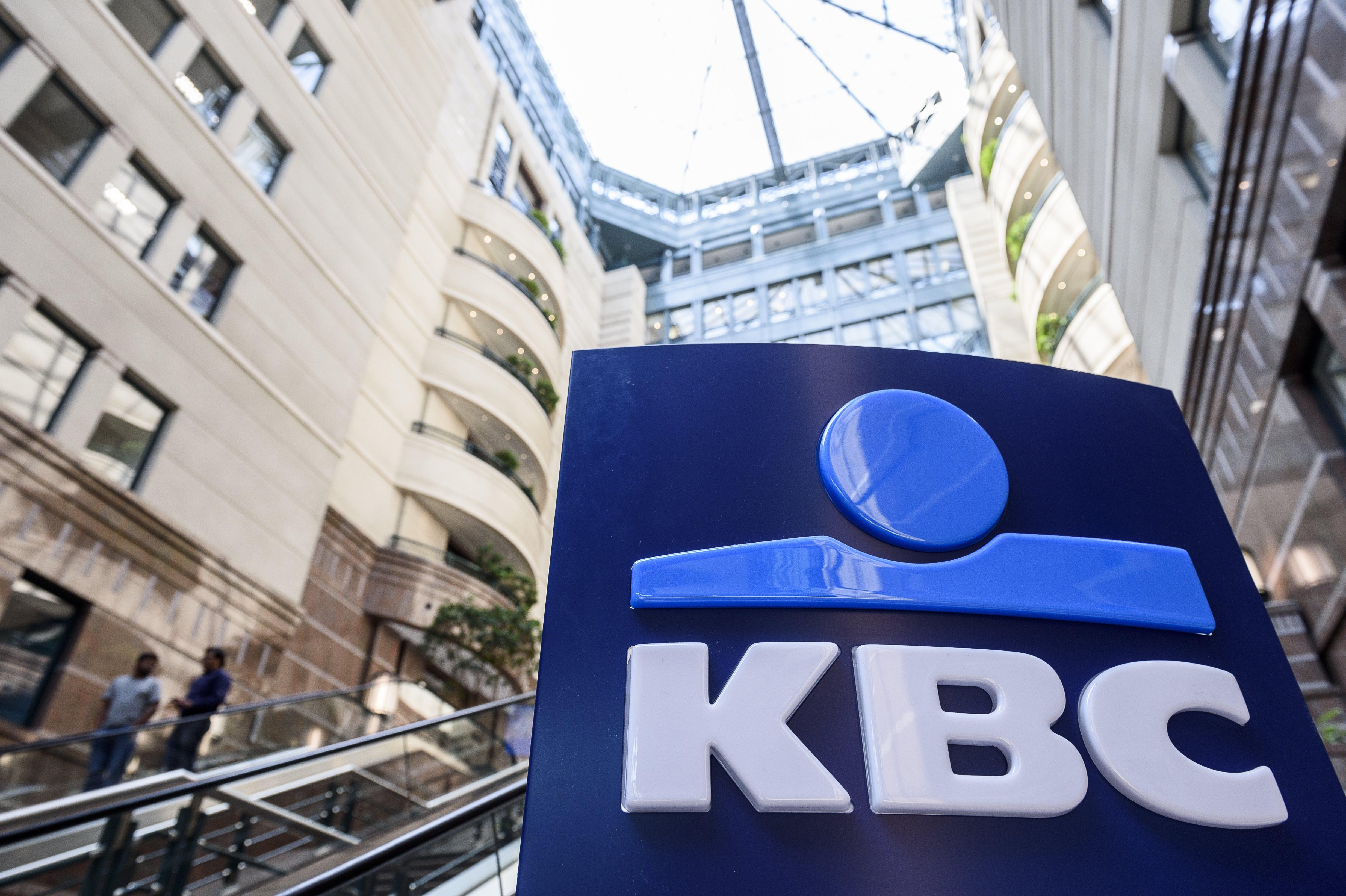 Cryptos en Belgique: KBC prête à faire un pas inédit parmi les grandes  banques