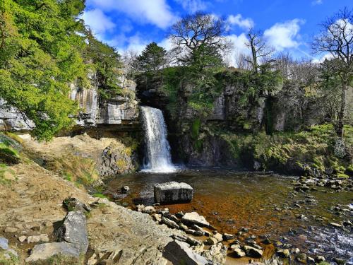 Inngleton waterfall trail,Yorkshire,england