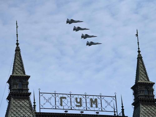 Russian MiG-31BM fighter jets fly over central Moscow during the general rehearsal of the Victory Day military parade on May 7, 2022. - Russia will celebrate the 77th anniversary of the 1945 victory over Nazi Germany on May 9. (Photo by Kirill KUDRYAVTSEV / AFP)