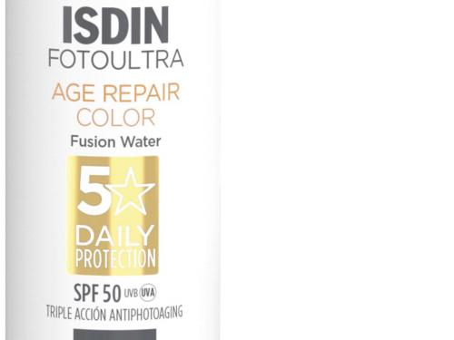 FotoUltra Age Repair Color Fusion Water SPF50 d’ISDIN (34,10 euros)
