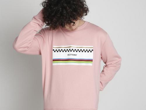 Sweatshirt van Vélo Tourist, een subcollectie van het Belgische label Antwrp (79,95 euro).