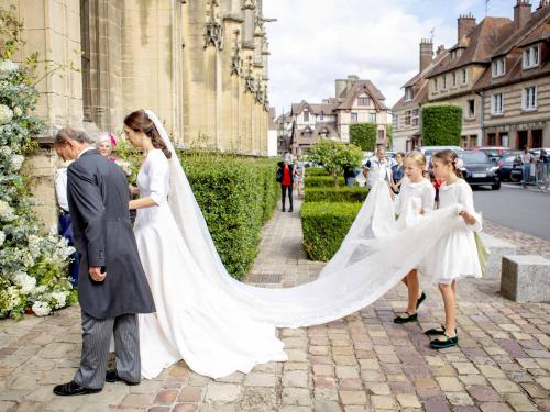 03-08-2022 Marriage Wedding of Count Charles-Henri d Udekem d Acoz, the younger brother of the Belgium Queen, and Caroline Philippe at Pont-L Eveque in France.

© ddp images/PPE/Nieboer Point de Vue out